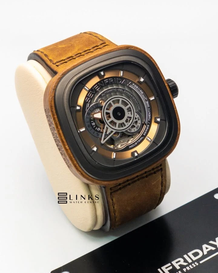 SEVENFRIDAY