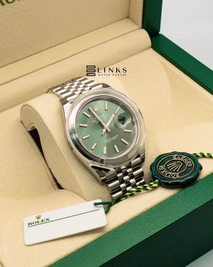 ROLEX (UNWORN)
